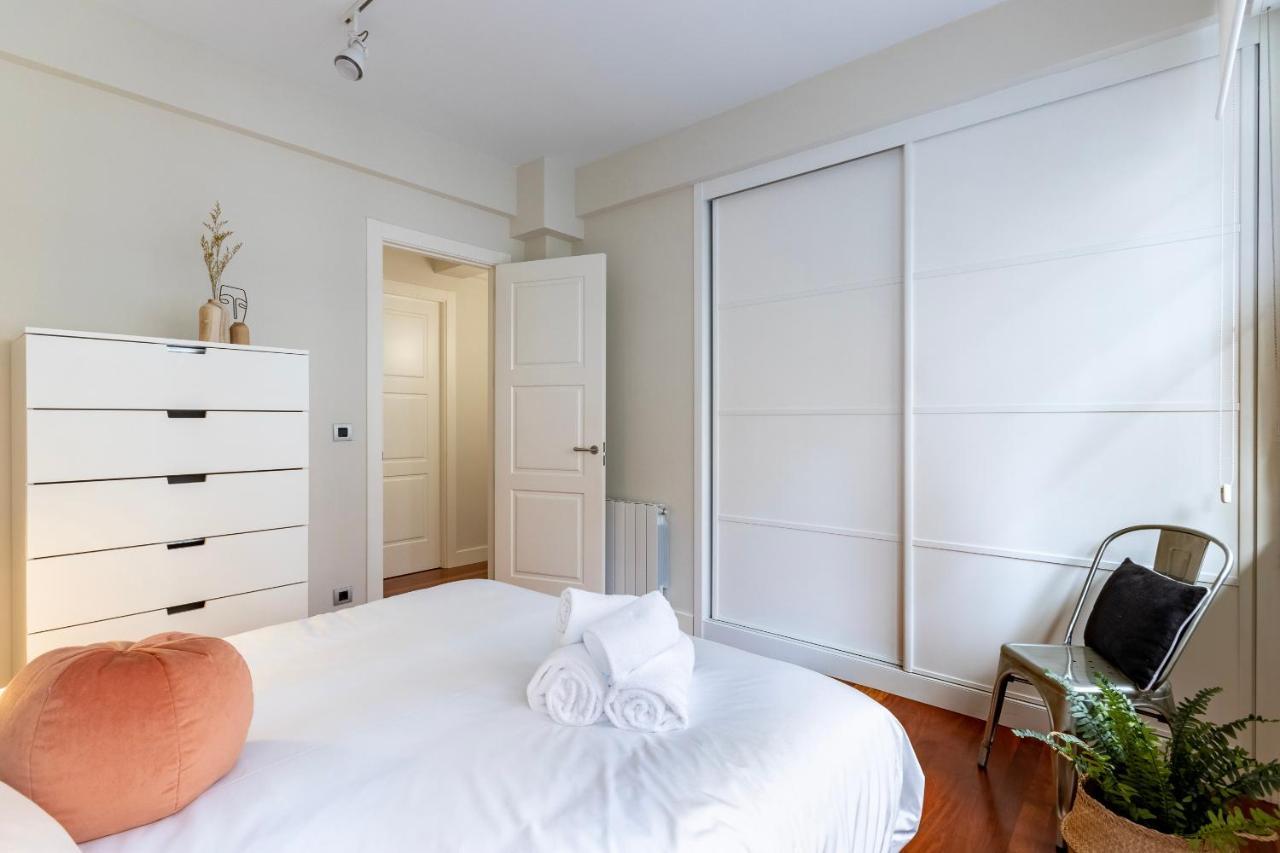 Gran Apartamento Con Estilo En El Centro De Bilbao Exterior foto